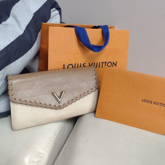 💯% Authentic Louis Vuitton Cuir Plume Wallet/Crossbody BICOLOR Dune/Taupe - Picture 13 of 14